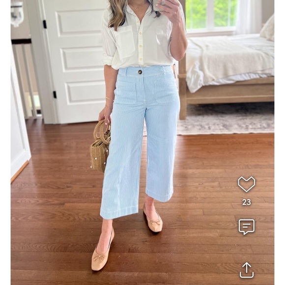 LOFT Pants - Loft Blue and White Stipe Palmer Wide Leg Cropped Pant. Petite length